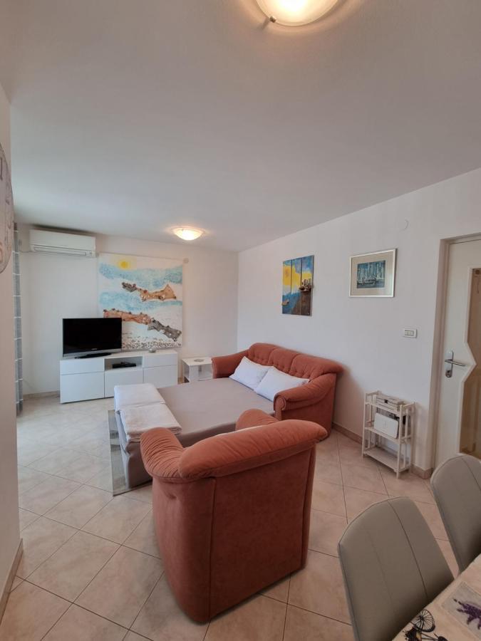 Apartment Marine Story Rabac Bagian luar foto