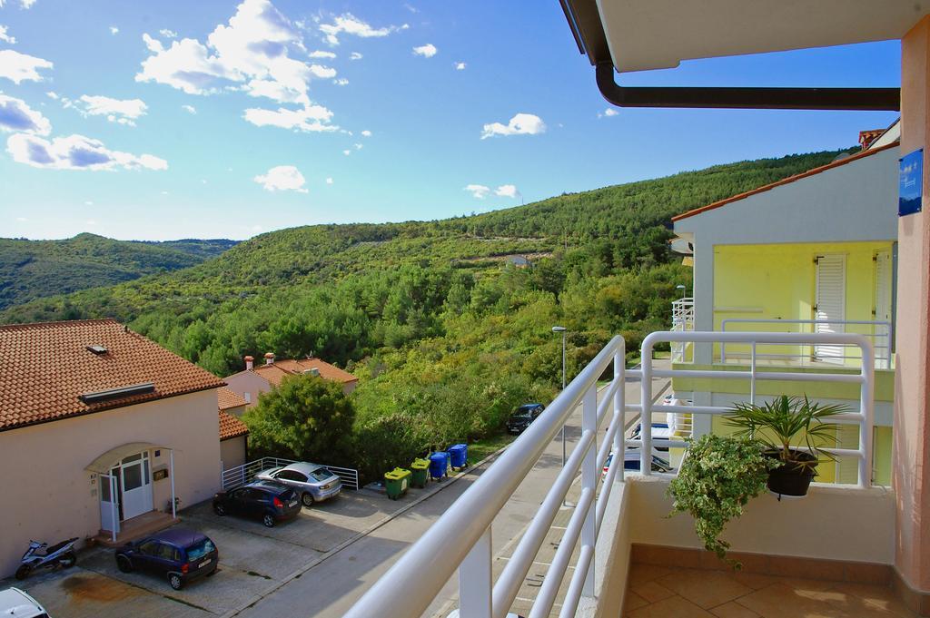 Apartment Marine Story Rabac Bagian luar foto